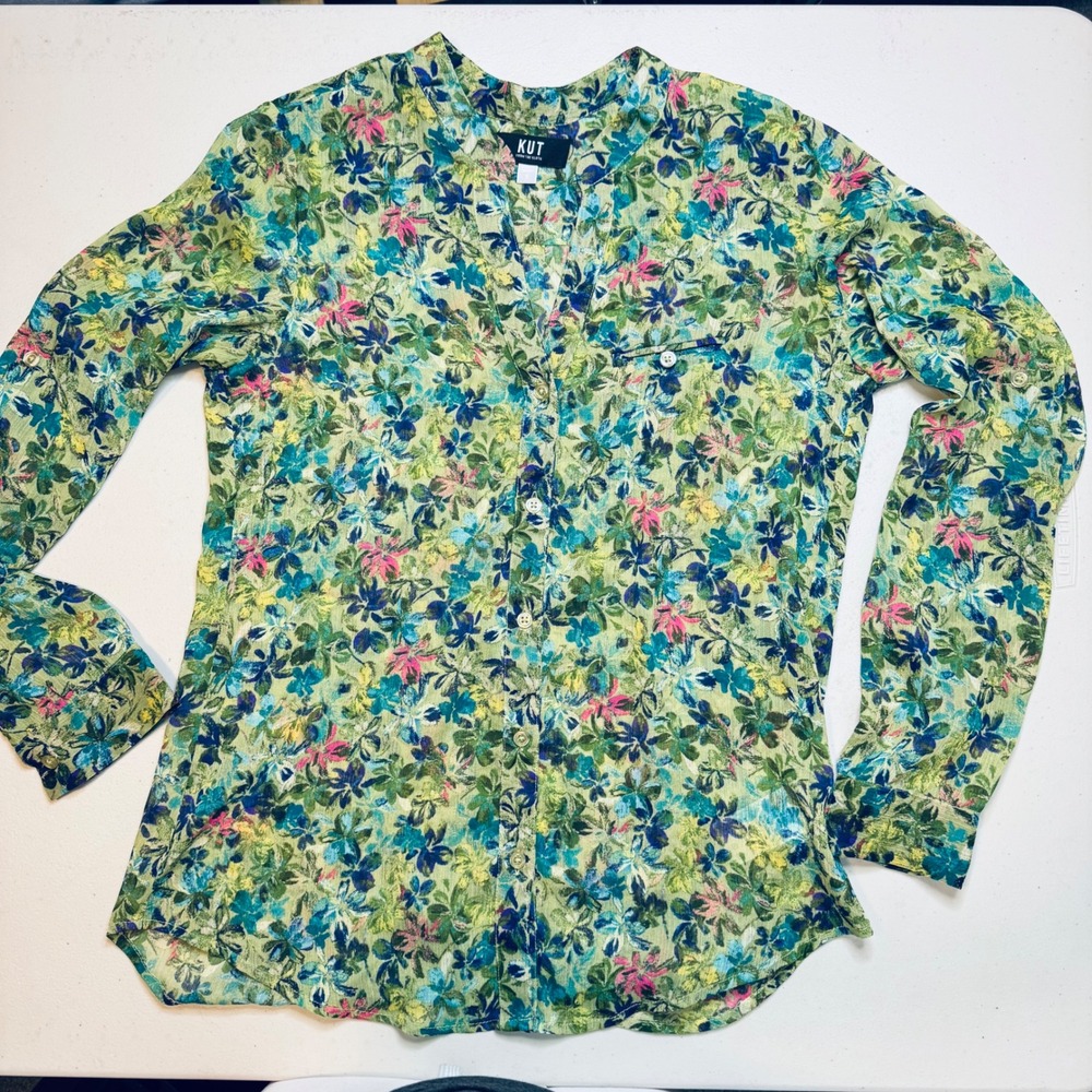 Kut from the Kloth Floral Womens Chiffon Button down Top Blouse Size Small EUC